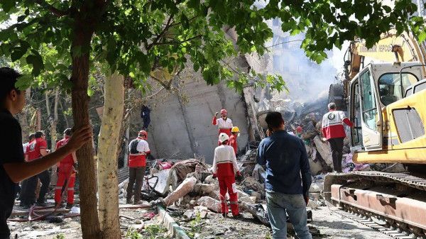 إسرائيل تغتال 14 عالماً نووياً إيرانياً وتستخدم سيارات مفخخة وهجمات دقيقة داخل طهران - الخليج الان