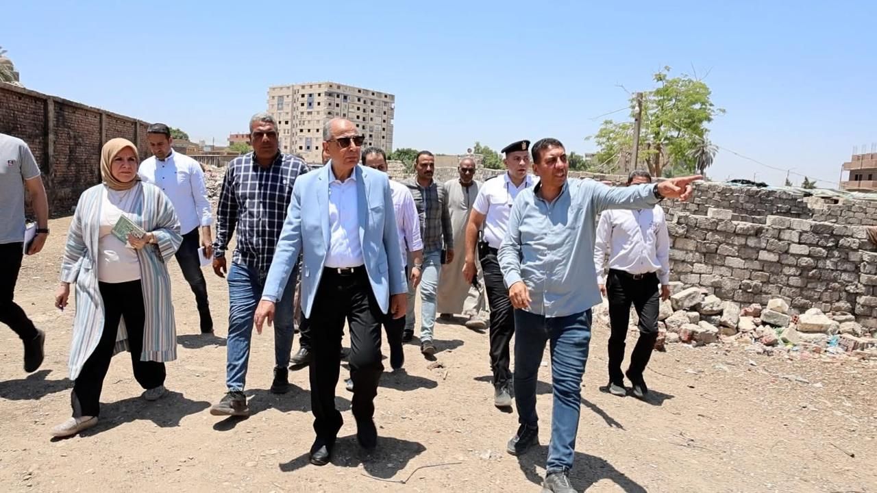 محافظ المنيا يبحث تعظيم الاستفادة من الأصول غير المستغلة وتحقيق عوائد اقتصادية - الخليج الان