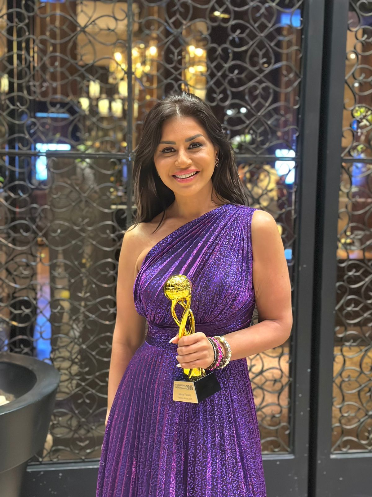 مهرجان International Fashion Awards يكرم منة فضالي وجوري بكر ولقاء سويدان في دورته الـ13 - الخليج الان