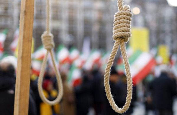 إعلام إيراني: إعدام شخص بتهمة التجسس لصالح الموساد - الخليج الان