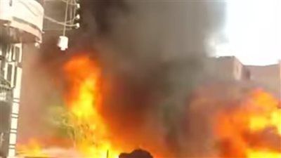 اندلاع حريق هائل في منزل ومخزن خردة بالبرجاية بالمنيا - الخليج الان
