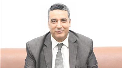 محافظ قنا يستقبل مدير عام الطب البيطري الجديد ويبحثان خطة العمل المستقبلية - الخليج الان