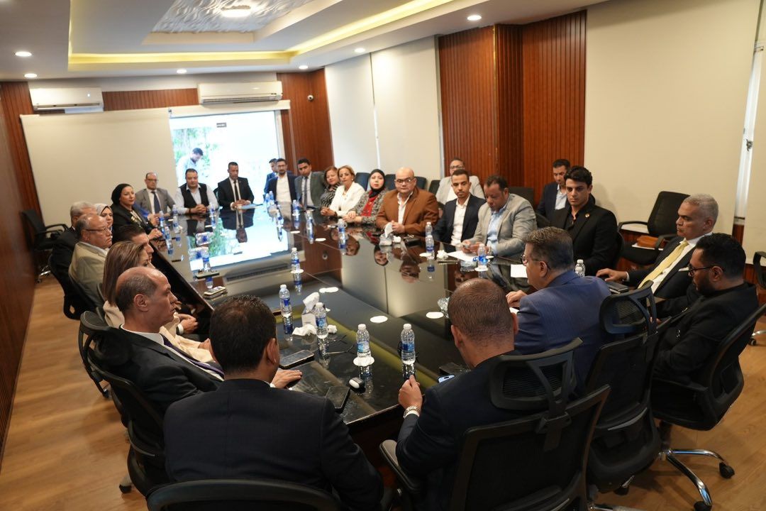 أمانة حقوق الإنسان المركزية بـ"مستقبل وطن" تعقد اجتماعاً تنظيمياً بحضور أمنائها بالمحافظات لمناقشة عدد القضايا والموضوعات المختلفة - الخليج الان