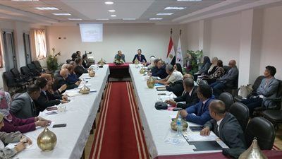 "الخدمات البيطرية" تتابع مع مديريات الطب البيطري جهود تحصين الماشية - الخليج الان