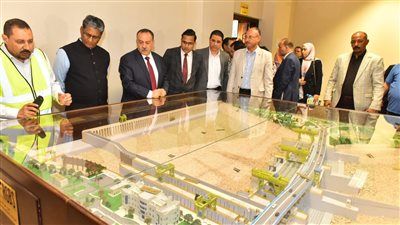 محافظ أسيوط يرافق سفير الهند لدى مصر لتفقد مشروع قناطر أسيوط الجديدة ومحطتها الكهرومائية - الخليج الان