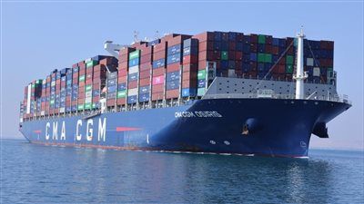 بخصم 15%.. قناة السويس تستقبل أولى سفن الحاويات العملاقة بعد توقف طويل: "OSIRIS" تعبر من باب المندب - الخليج الان