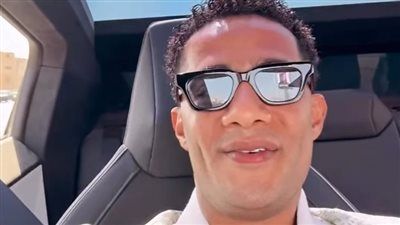 على طريقة السادات.. محمد رمضان يؤجل حفله في أمريكا: خايف صاروخ يجي في طيارتي - الخليج الان