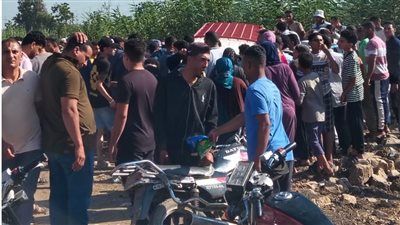 مصرع شخص وإصابة 11 في تصادم ميكروباص وربع نقل بكفر الشيخ - الخليج الان