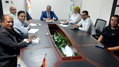 "المؤتمر" يشكل غرفة عمليات مركزية بالقاهرة استعدادا للانتخابات - الخليج الان