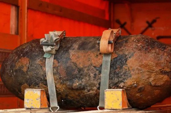 ذعر في ألمانيا: قنبلة من الحرب العالمية الثانية تُجبر الآلاف على إخلاء منازلهم - الخليج الان