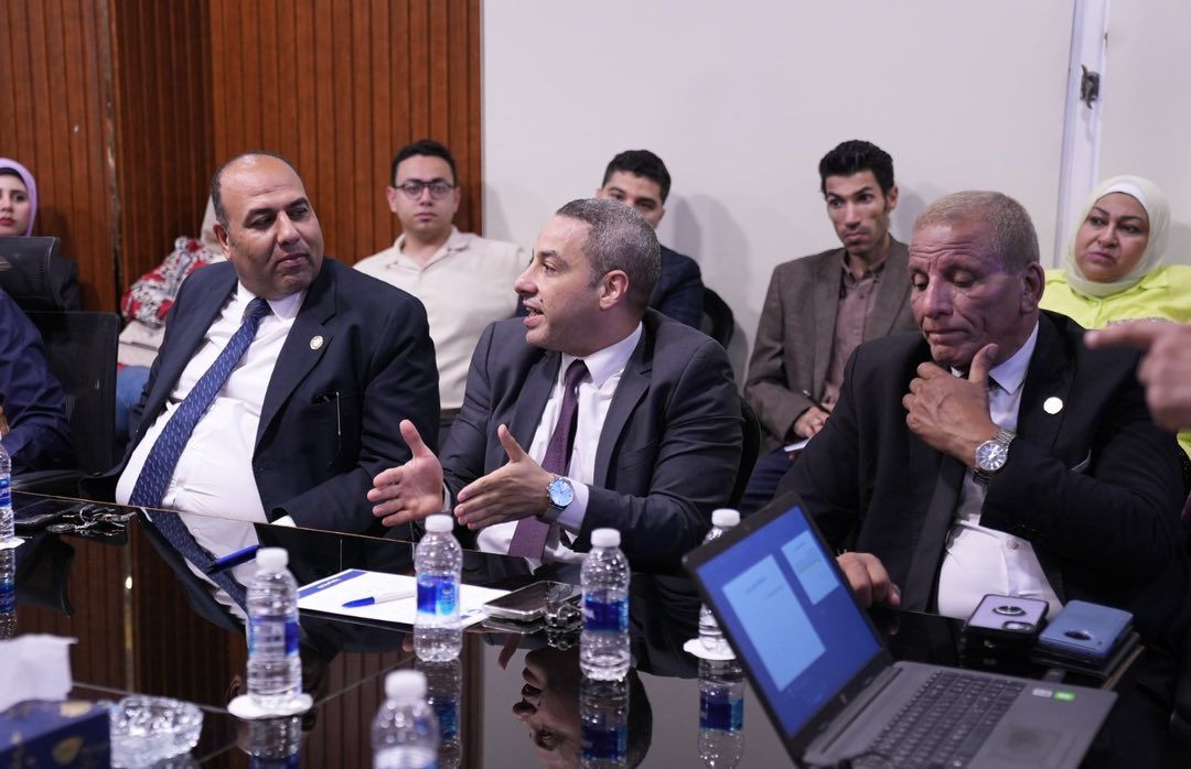 "الإطار القانوني والدستوري للنظام الانتخابي".. أمانة العمال المركزية بـ"مستقبل وطن" تواصل البرنامج التدريبي حول إدارة الحملات الانتخابية - الخليج الان