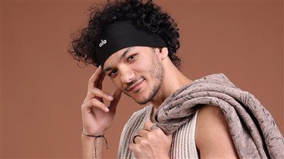 بالفيديو.. حودة بندق يمهد لألبومه الجديد بأغنية اوفر دوز - الخليج الان