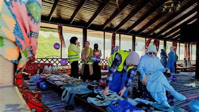 احتفالية لرسم البهجة على وجوه ذوي الهمم بقرية تونس السياحية بالفيوم - الخليج الان