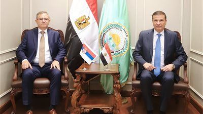 وزير الزراعة يبحث مع نظيره الصربي تعزيز التعاون الزراعي والأمن الغذائي في البلدين - الخليج الان
