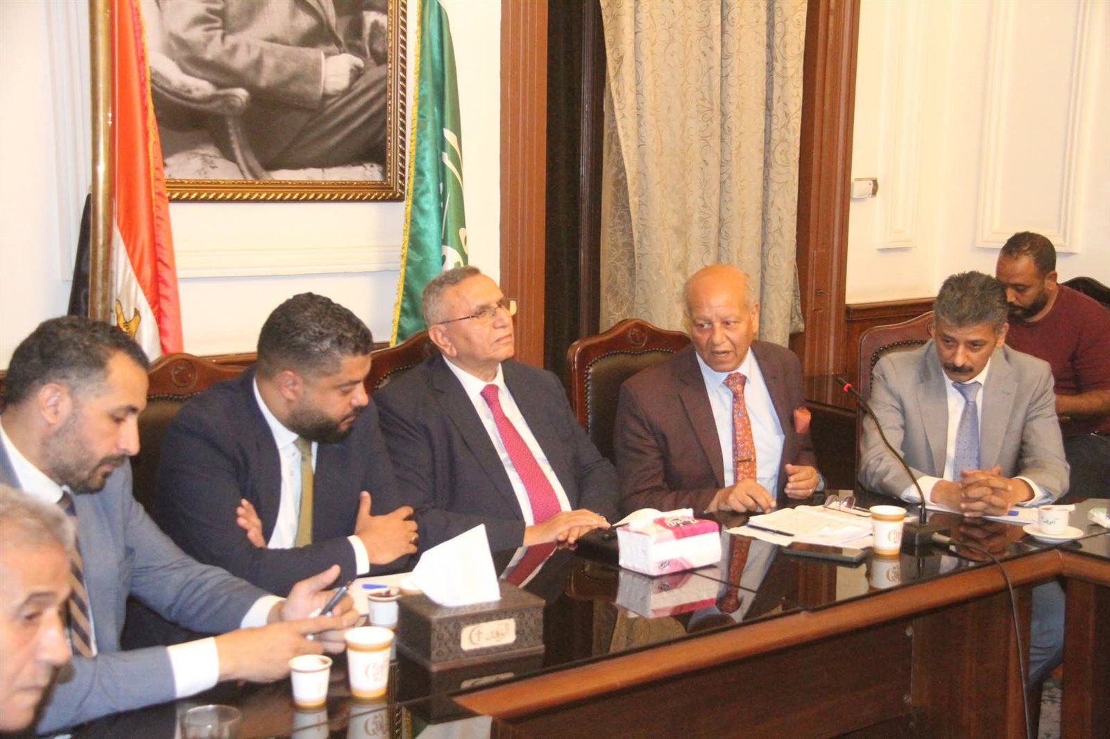 عبد السند يمامة يطالب بتعديل نص المادة 40و41من قانون العمل الجديد.. شركات الوكالة في التعين تهدر حقوق العمال ويجب أن يقتصر دورها لمدة عام واحد - الخليج الان