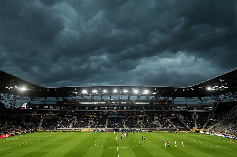 إيقاف مباراة ريد بول سالزبورج وباتشوكا في كأس العالم للأندية بسبب عاصفة رعدية قوية - الخليج الان