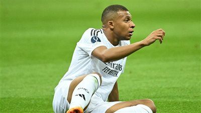 ريال مدريد يعلن إصابة مبابي بالتهاب حاد في المعدة ونقله إلى المستشفى - الخليج الان