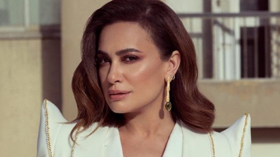 بعد المطالبة بترحيلها.. حقيقة شطب هند صبري من نقابة الممثلين بمصر وسحب جنسيتها - الخليج الان