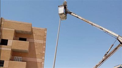 وزير الإسكان: مواصلة استبدال كشافات الإنارة الصوديوم بليد وإزالة وصلات المياه الخلسة بالمدن الجديدة - الخليج الان