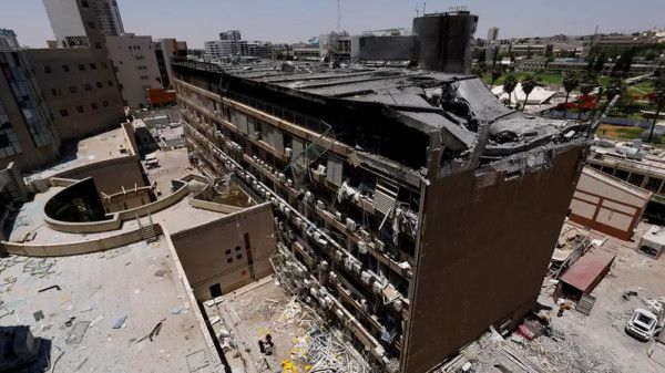 مسؤول إيراني: ابتعدنا عن الصواريخ العشوائية.. وأهدافنا دقيقة تجاوزت أنظمة الدفاع الإسرائيلية - الخليج الان