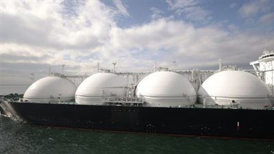 مصر تُعزز أمنها الطاقي بـ4 شحنات غاز جديدة لتعويض توقف الإمدادات من الشرق - الخليج الان