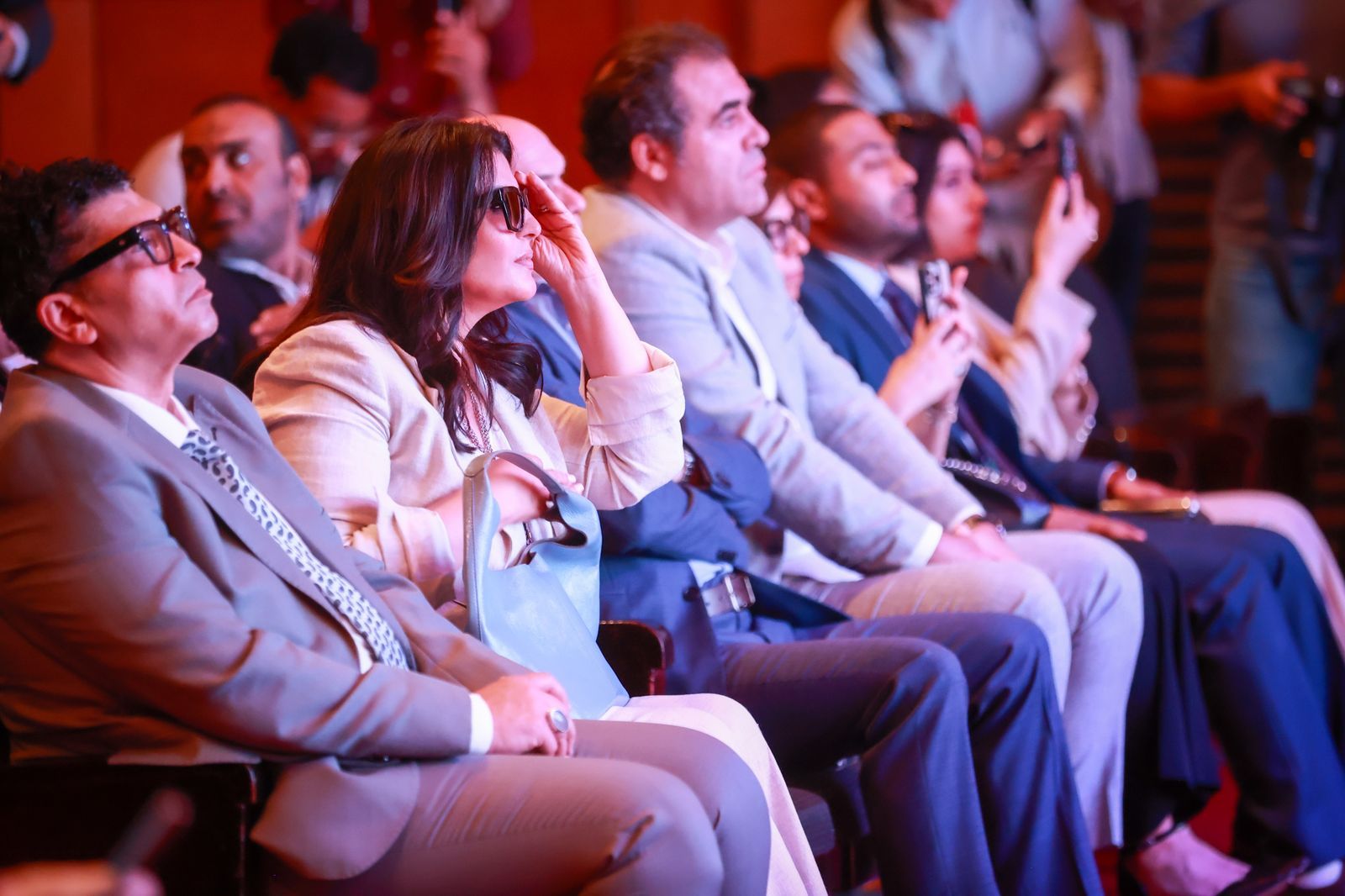 وزير الصحة يشهد حفل الإعلان عن تدشين تمثال السير مجدي يعقوب - الخليج الان