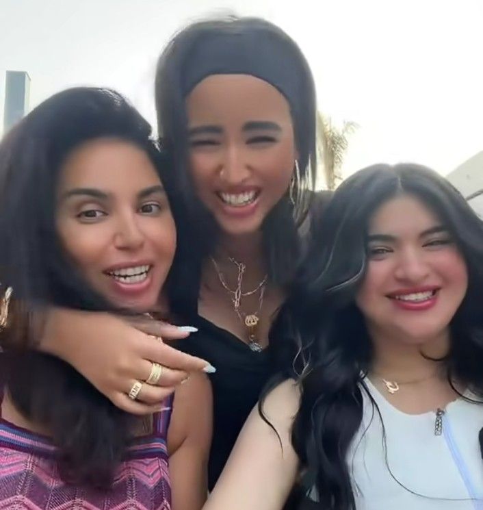 سوزي الأردنية ونسرين أمين وابنتها في أحدث ظهور.. هل يجمعهن عمل فني قريبًا؟ - الخليج الان