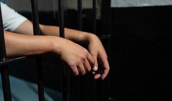 الشرطة الإسرائيلية: اعتقال ثلاثة أشخاص بشبهة التخابر مع إيران - الخليج الان