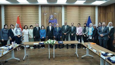 تطوير تنظيم وصناعة المستلزمات الطبية.. رئيس هيئة الدواء يستقبل رئيس منظمة فريق عمل المواءمة العالمية GHWP - الخليج الان