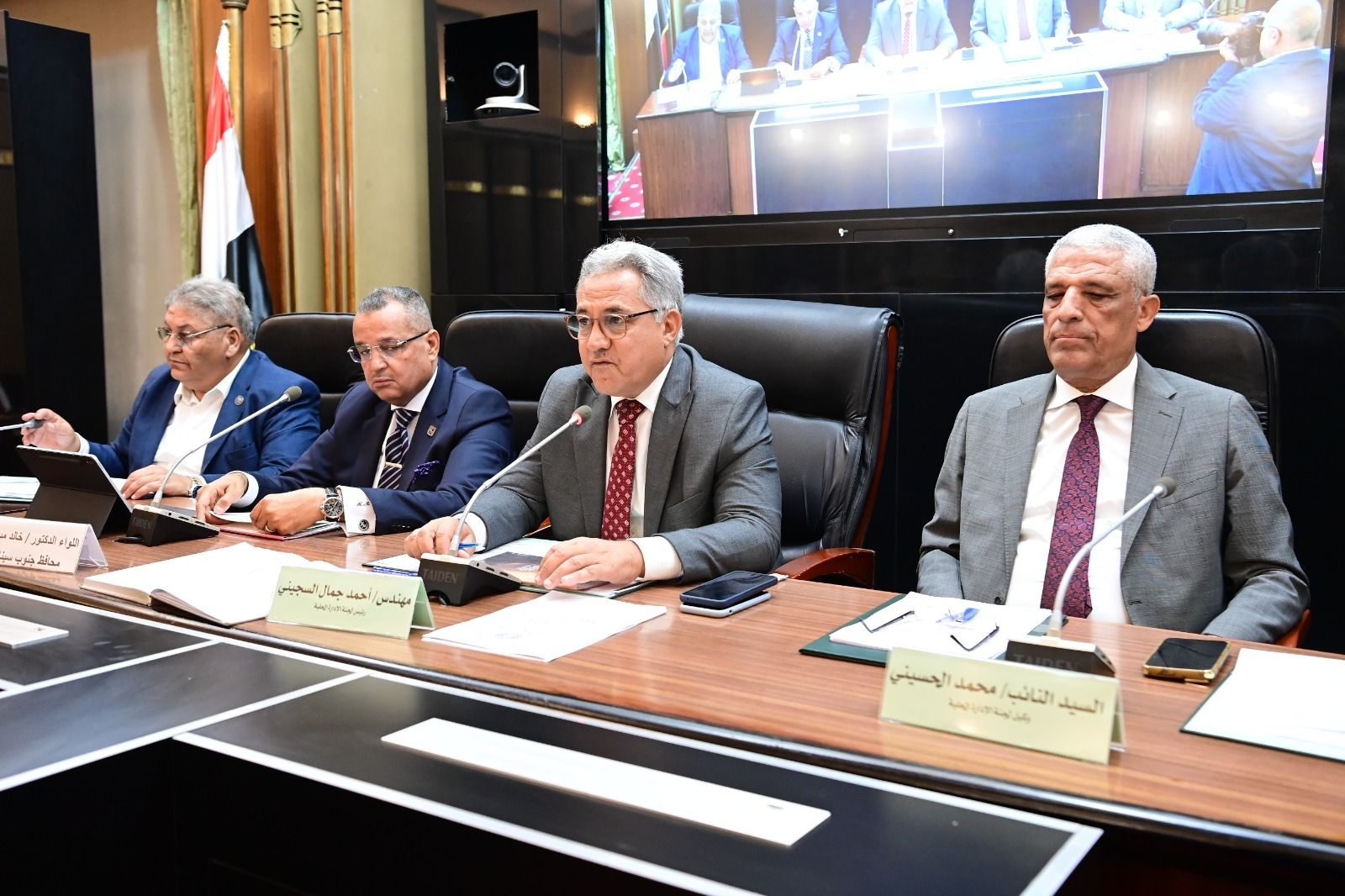 محلية النواب تناقش طلبات إحاطة حول تأخر مشروعات خدمية وتقنين أوضاع الأراضي في جنوب سيناء بحضور المحافظ - الخليج الان