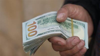 التحويلات في مهب الريح.. مصير أموال المصريين بالخارج بعد تصاعد التوترات - الخليج الان