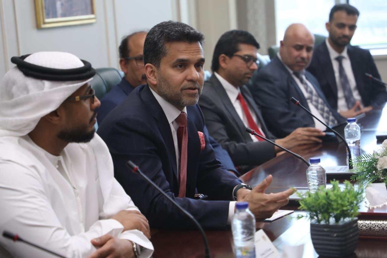 وزير الصحة يستقبل رئيس مجلس إدارة "برجيل القابضة" لبحث فرص الاستثمار الصحي - الخليج الان