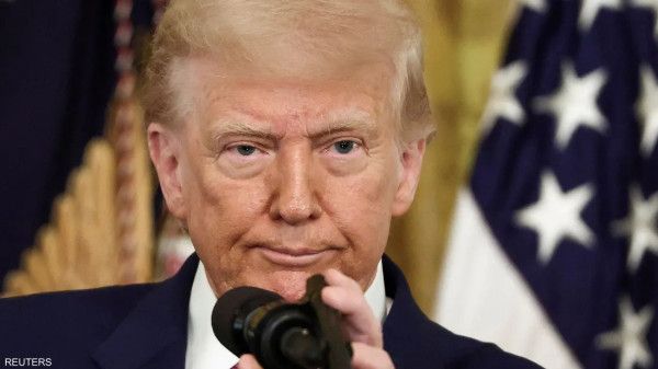 بكلمات "نابية"..ترامب ينتقد إسرائيل وإيران بشكل لاذع أمام الصحفيين (فيديو) - الخليج الان