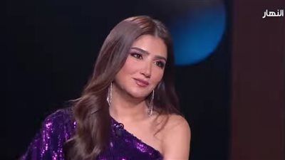 مي عمر: حسيت إني بين أهلي وناسي في تونس وتشرفت بتكريمي كأفضل ممثلة - الخليج الان