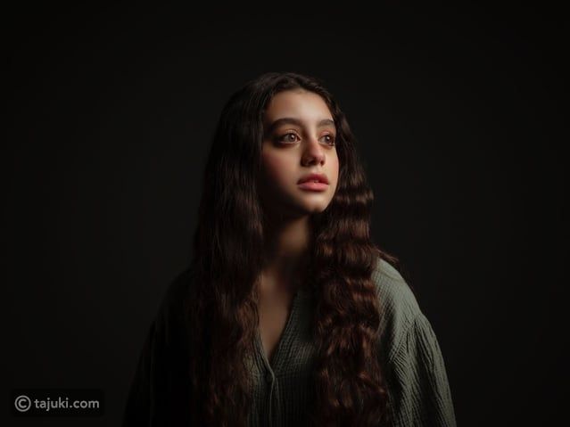 ياسمينا العبد وصيحات جمالية عصرية تلهم جيل Z بأسلوب متفرّد