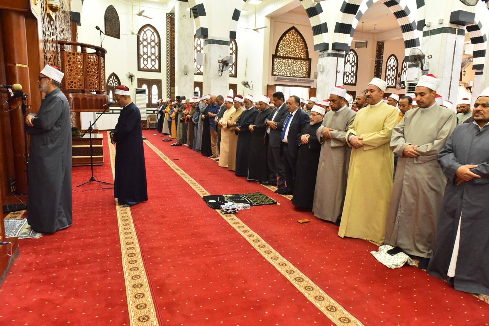 محافظ أسيوط يشهد احتفال مديرية الأوقاف بالعام الهجري الجديد 1447 هـ بمسجد البقلي - الخليج الان