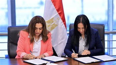 وزيرتا التضامن والتنمية المحلية توقعان بروتوكول تعاون بشأن مشروع "أيادي مصر" لتسويق المنتجات التراثية واليدوية والتمكين الاقتصادي - الخليج الان