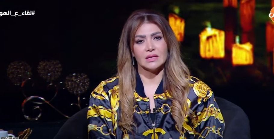 لقاء سويدان تكشف تفاصيل مأساوية في برنامجها : عامل يتعرض لتعذيب وحشي على يد 3 أشقاء - الخليج الان