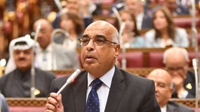 4 قرارات من المستشار عدنان الفنجري في شئون فروع التوثيق ولجان التوفيق - الخليج الان