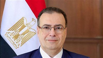 رئيس الجهاز المركزي للتنظيم والإدارة يصدر قرار ترقية الموظفين بالجهاز الإداري للدولة ويطبق اعتبارًا من يوليو 2025 - الخليج الان