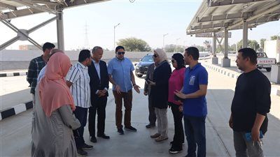 قبيل افتتاحه.. نائب محافظ بني سويف يتفقد مجمع المواقف أسفل محور عدلي منصور - الخليج الان