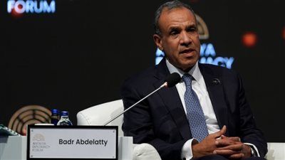 وزير الخارجية: يجب تغليب الحلول الدبلوماسية في التعامل مع الملف النووي الإيراني لتحقيق الاستقرار الإقليمي - الخليج الان