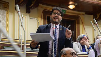 نائب التجمع يحذر من انحياز قانون الإيجار لصالح المستثمرين:«الحكومة تلعب بالنار» - الخليج الان