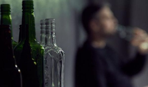 توجيه تهم القتل والشروع به لـ 25 متهماً في قضية الكحول بالأردن - الخليج الان