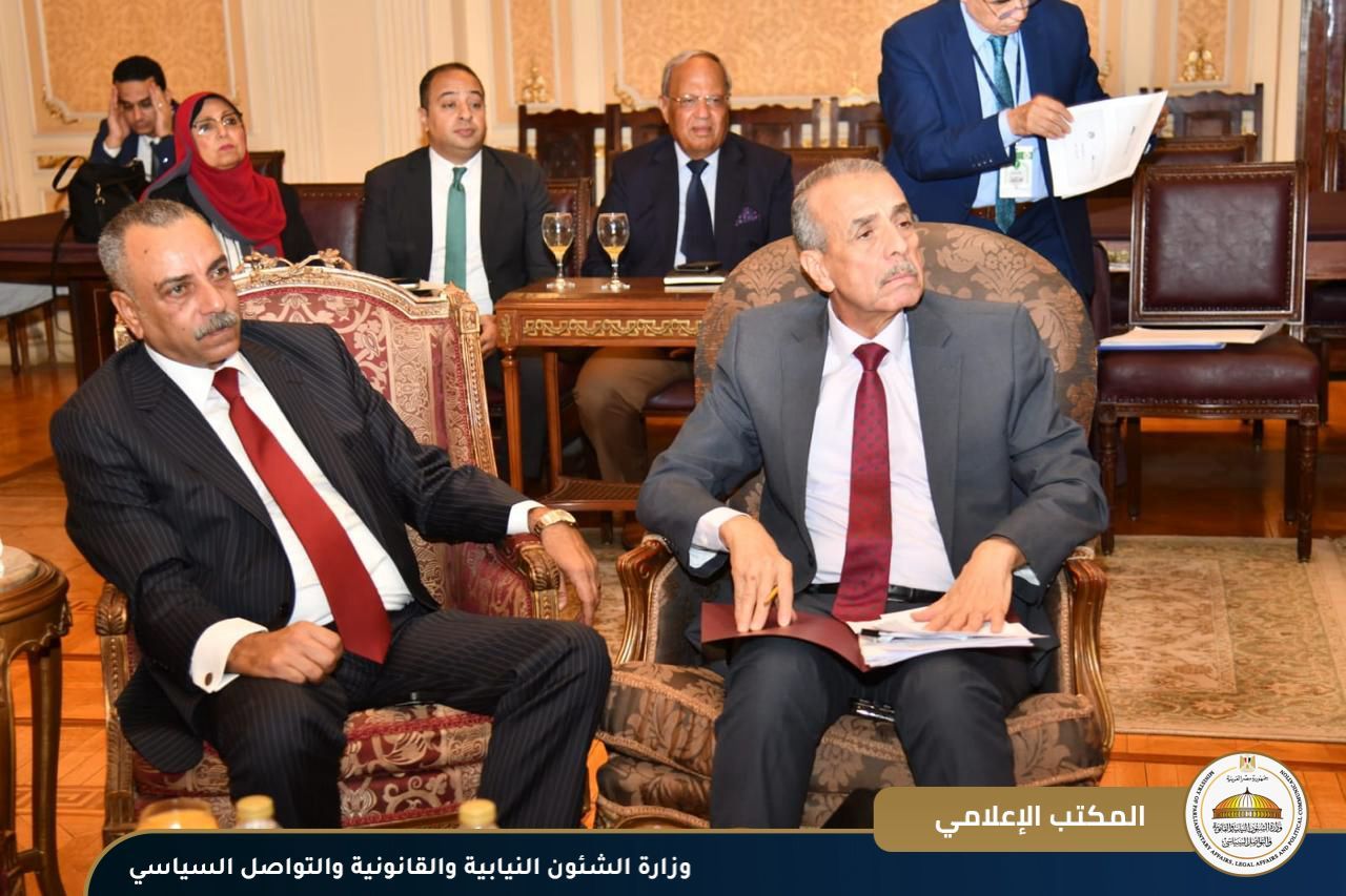 استجابةً لطلب مجلس النواب..  فوزى يجتمع بوزيري الإسكان والتنمية المحلية والهيئات البرلمانية بشأن بيانات الإيجار القديم - الخليج الان