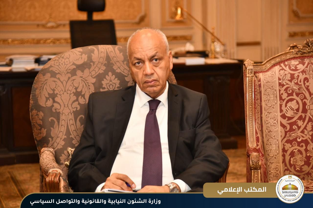 استجابةً لطلب مجلس النواب..  فوزى يجتمع بوزيري الإسكان والتنمية المحلية والهيئات البرلمانية بشأن بيانات الإيجار القديم - الخليج الان