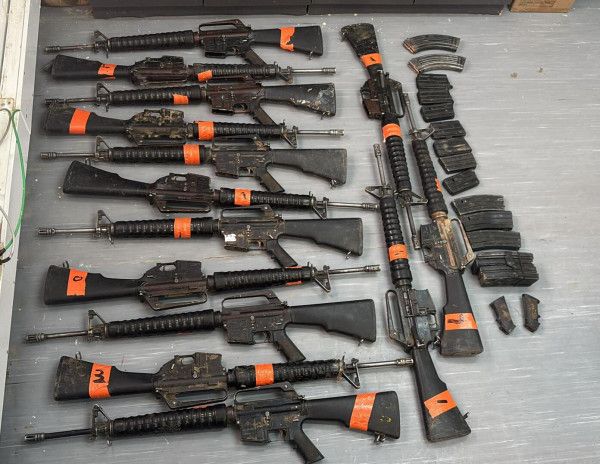 الجيش الإسرائيلي يزعم إحباط تهريب رشاشات متطورة من مصر..(صور) - الخليج الان