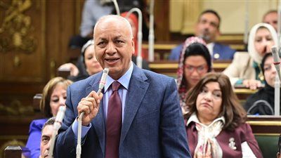 مصطفى بكري يهاجم الحكومة: مشروع قانون الإيجار القديم هل نكاية في الشعب ولا لجمع الضرائب؟.. وفوزي يرد - الخليج الان