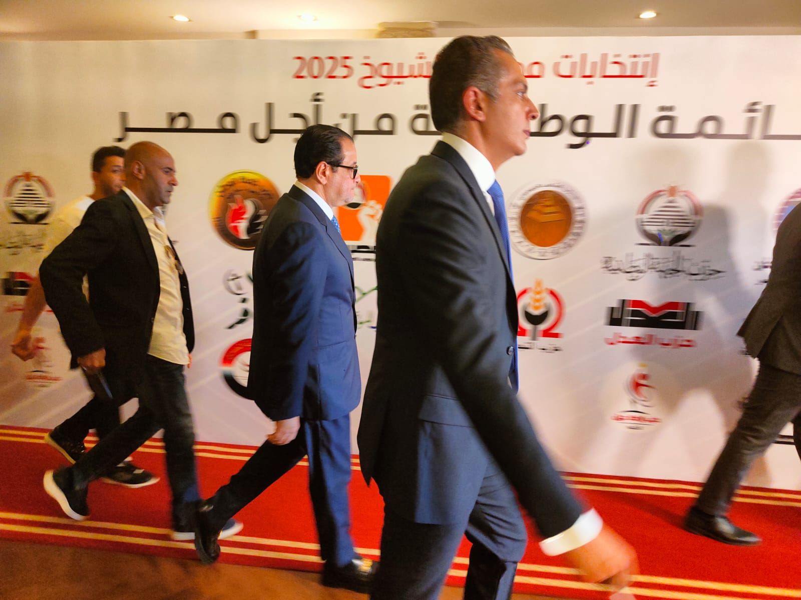 ننشر أحزاب القائمة الوطنية من أجل مصر لخوض انتخابات مجلس الشيوخ - الخليج الان