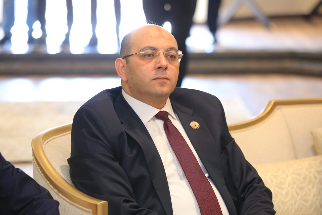 النائب أحمد عبد الجواد باجتماع الأحزاب بشأن قائمة الشيوخ :سعداء بمشاركة الأحزاب والقوى السياسية وتواجدهم بمستقبل وطن - فيديو وصور - الخليج الان